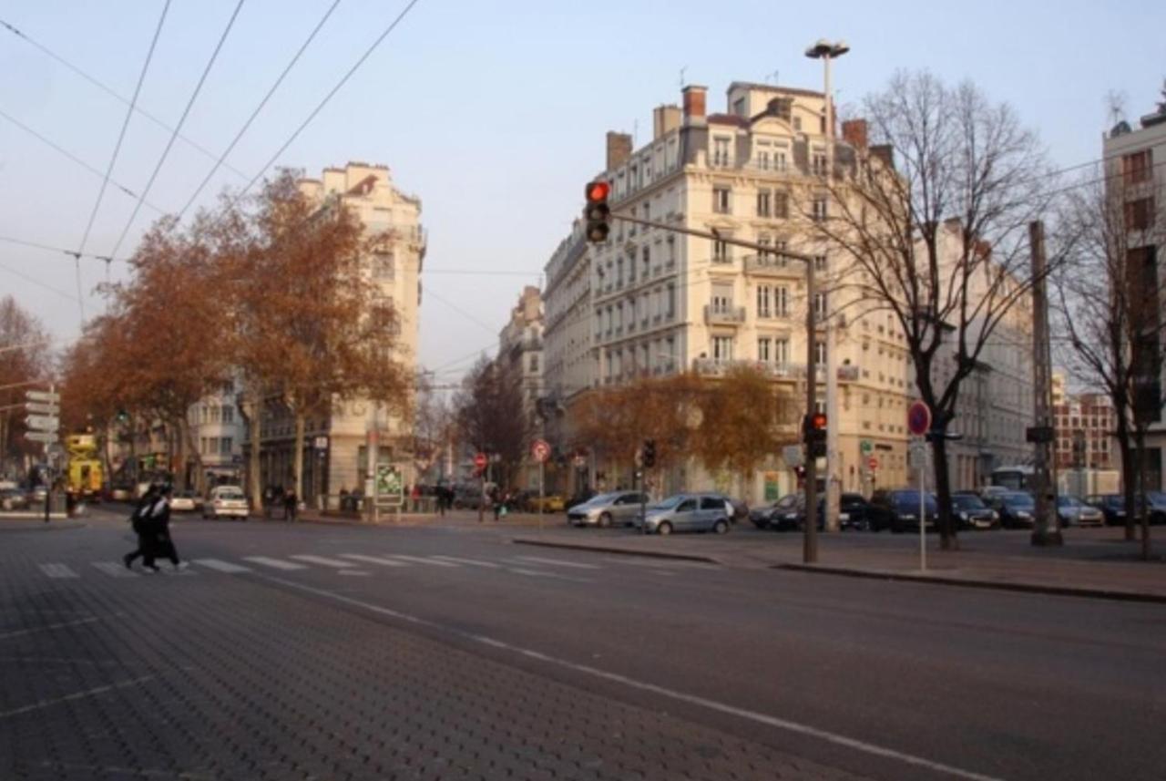 Le Love Spa Lyon Exterior photo